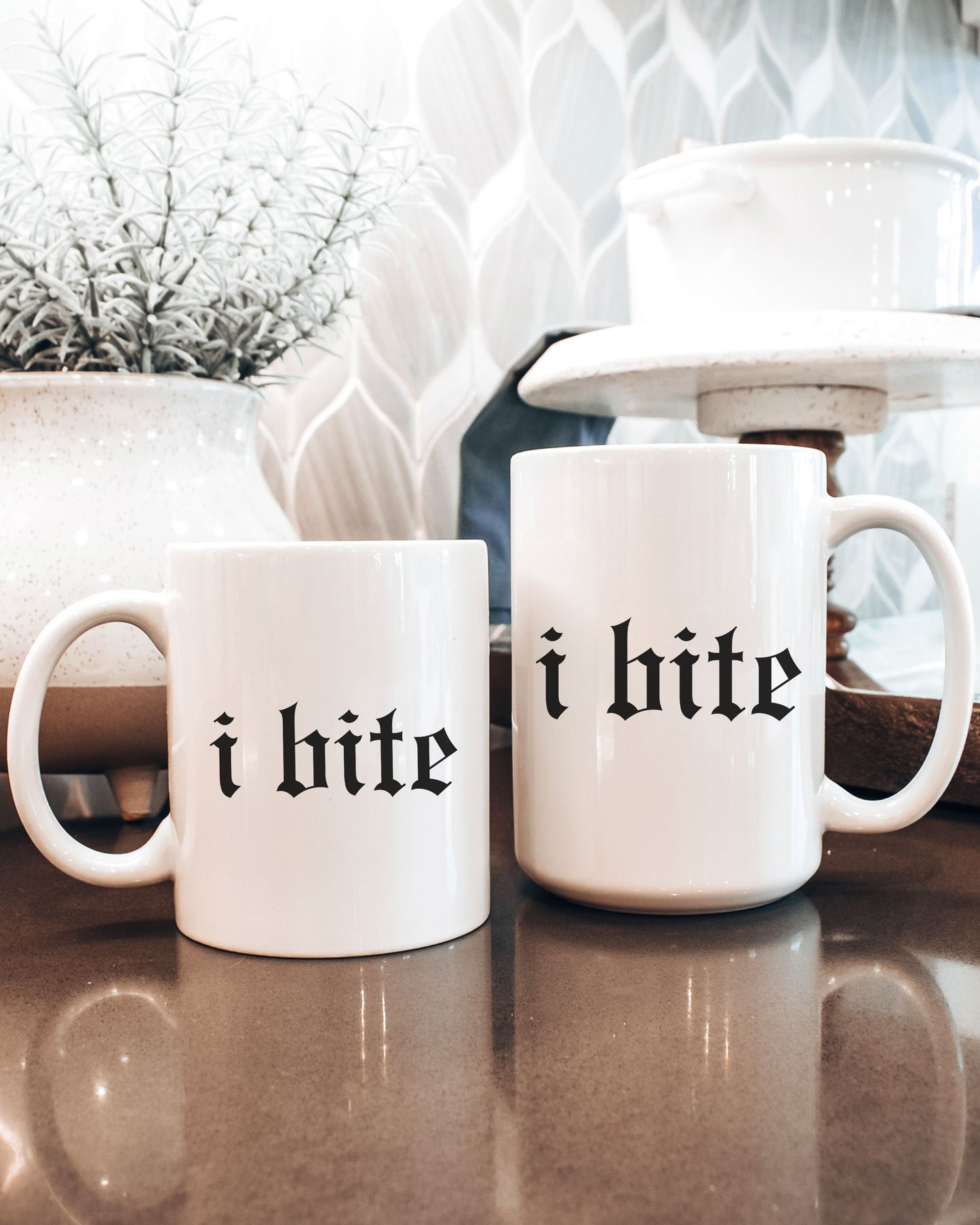 i bite Mug – Gothic Engraver Style Sarcastic Coffee Cup