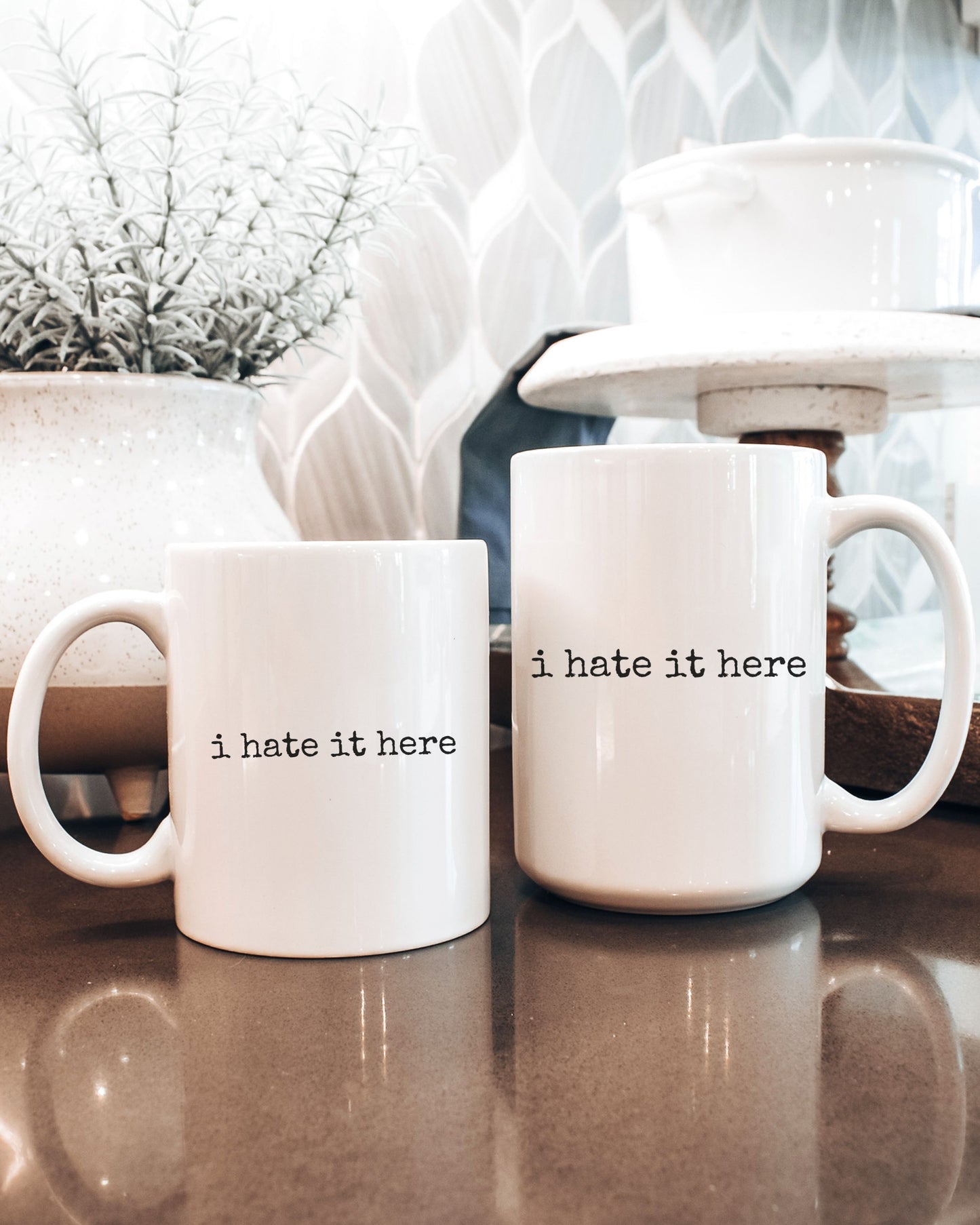 i hate it here Mug – Minimalist Office Sarcastic Coffee Cup