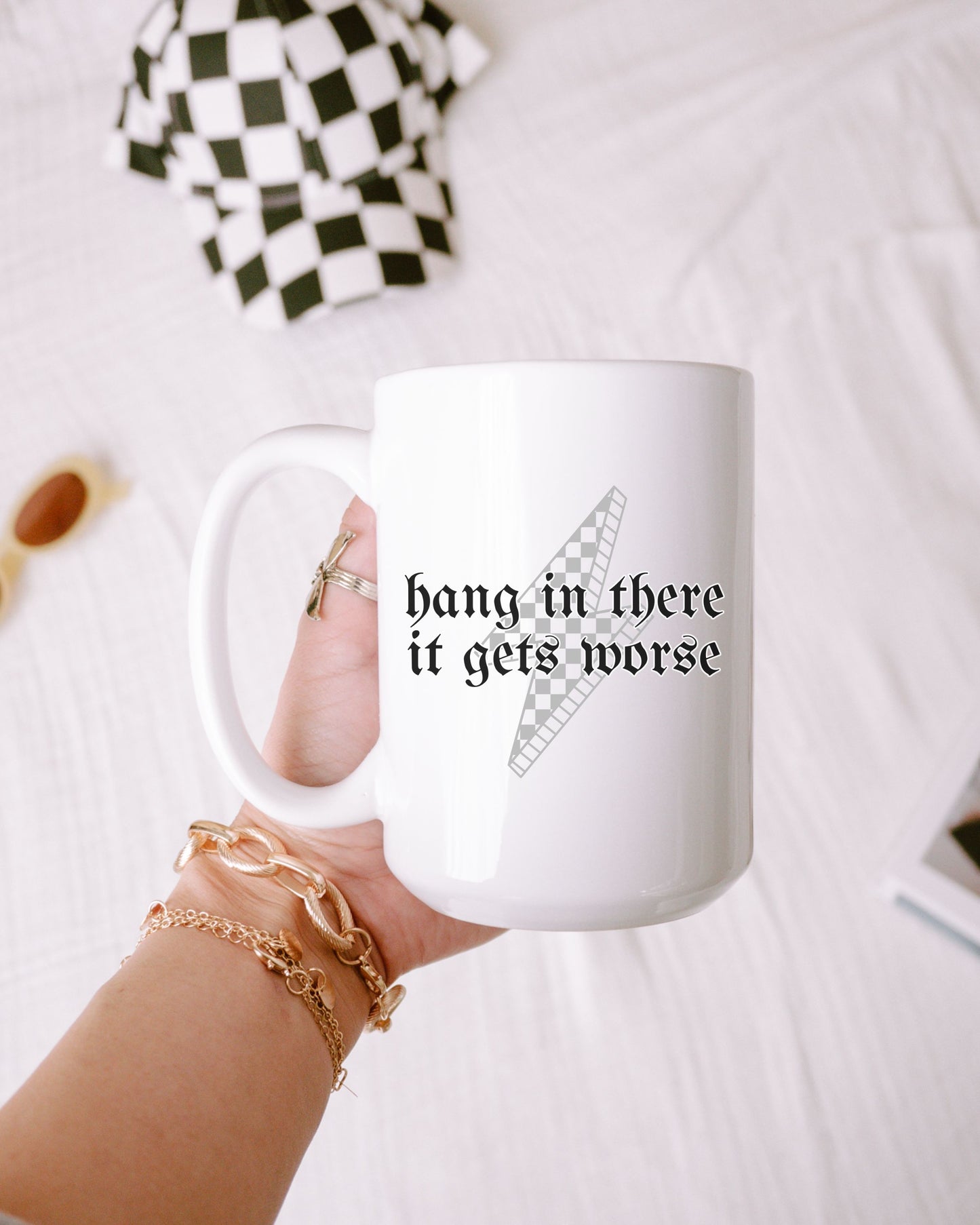 Hang In There It Gets Worse Mug – Retro Sarcastic Coffee Cup