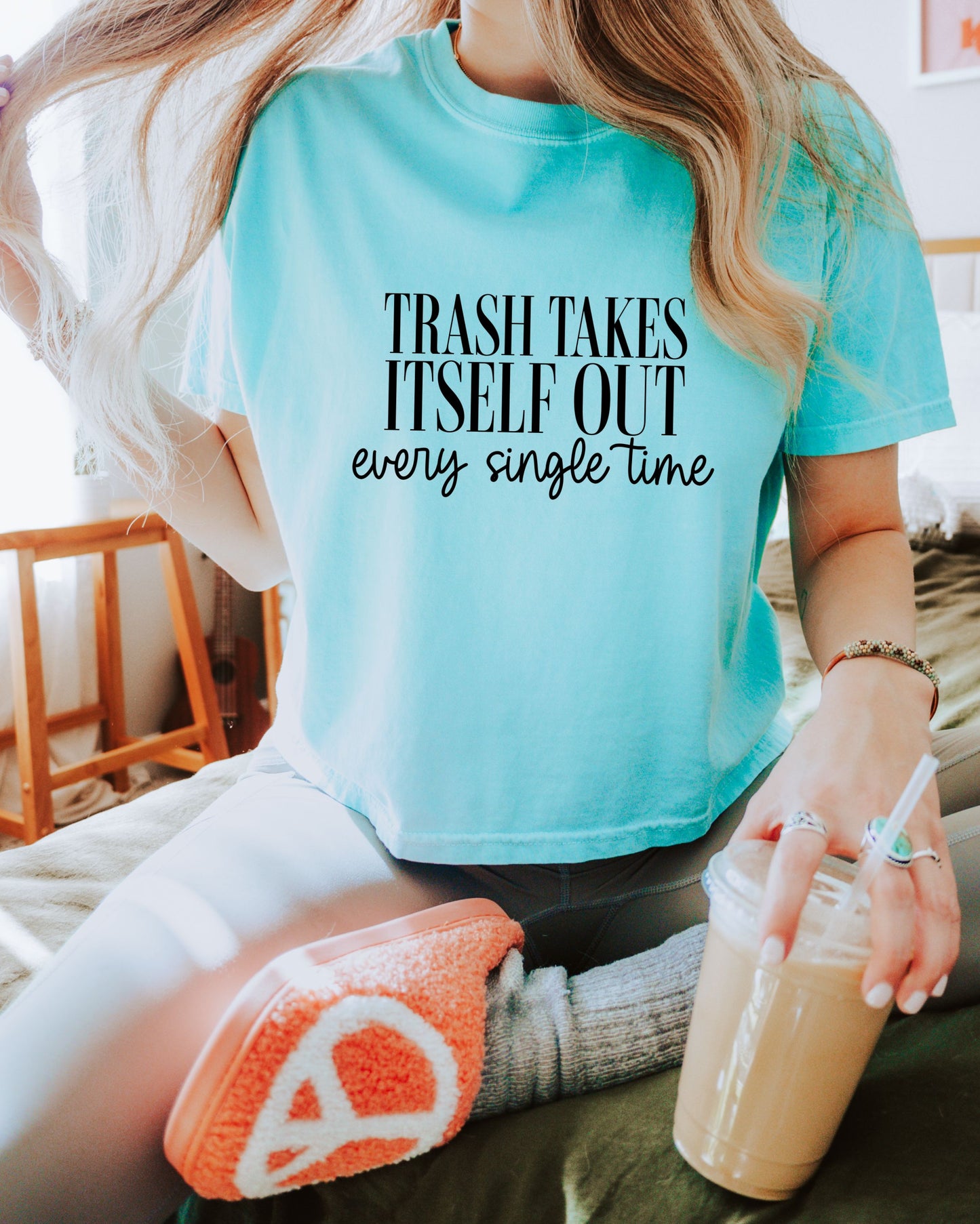Trash Takes Itself Out Crop Top – Comfort Colors Sassy Graphic Tee