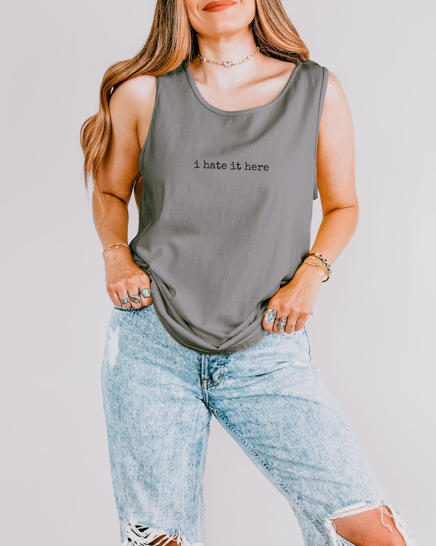 i hate it here Tank Top – Comfort Colors Unisex Minimalist Sarcastic Shirt