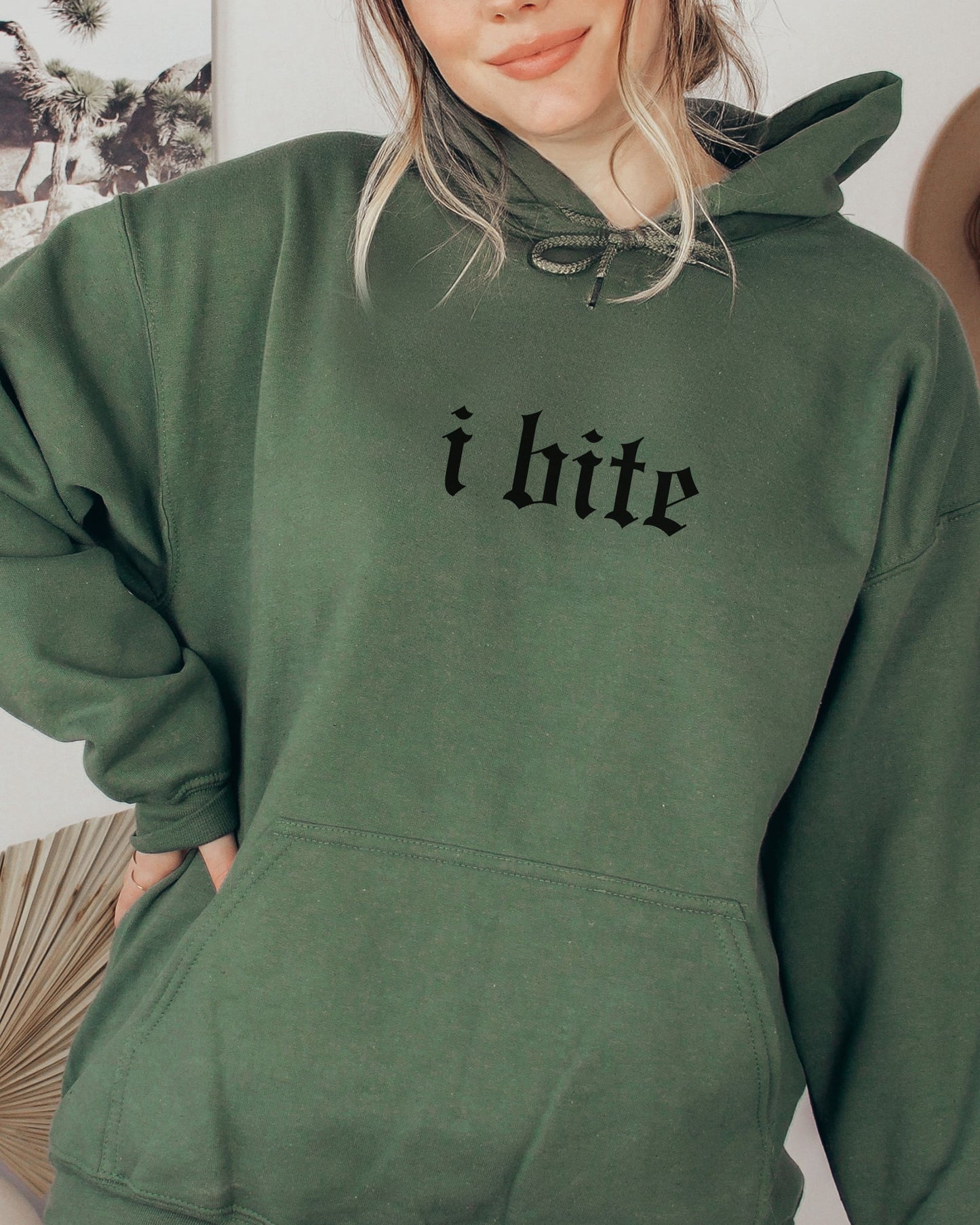i bite hoodie – Gildan Gothic Sarcastic Pullover Sweatshirt