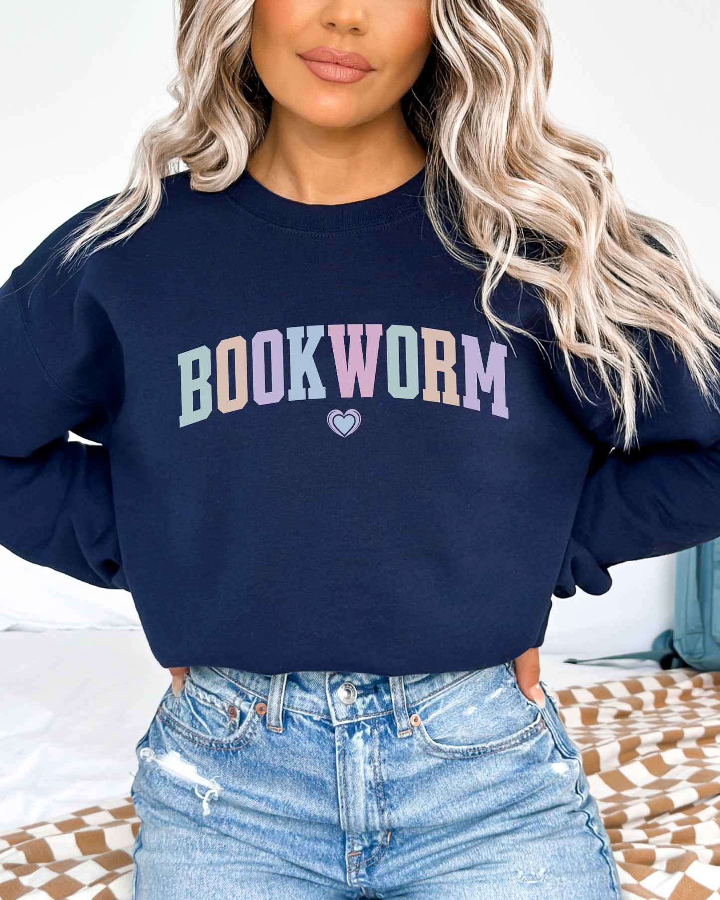 Bookworm Sweatshirt – Cozy Bookish Pastel Graphic Crewneck for Readers