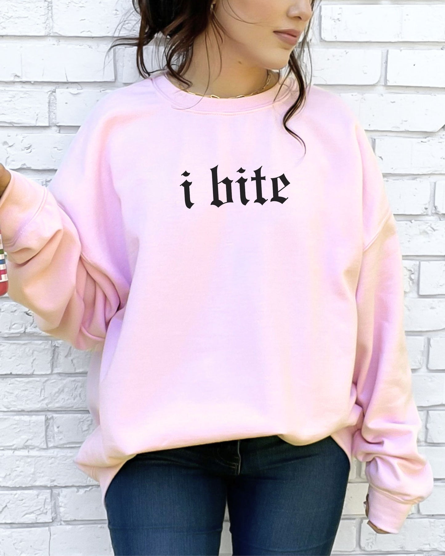 i bite sweatshirt – Gildan Gothic Sarcastic Crewneck Pullover