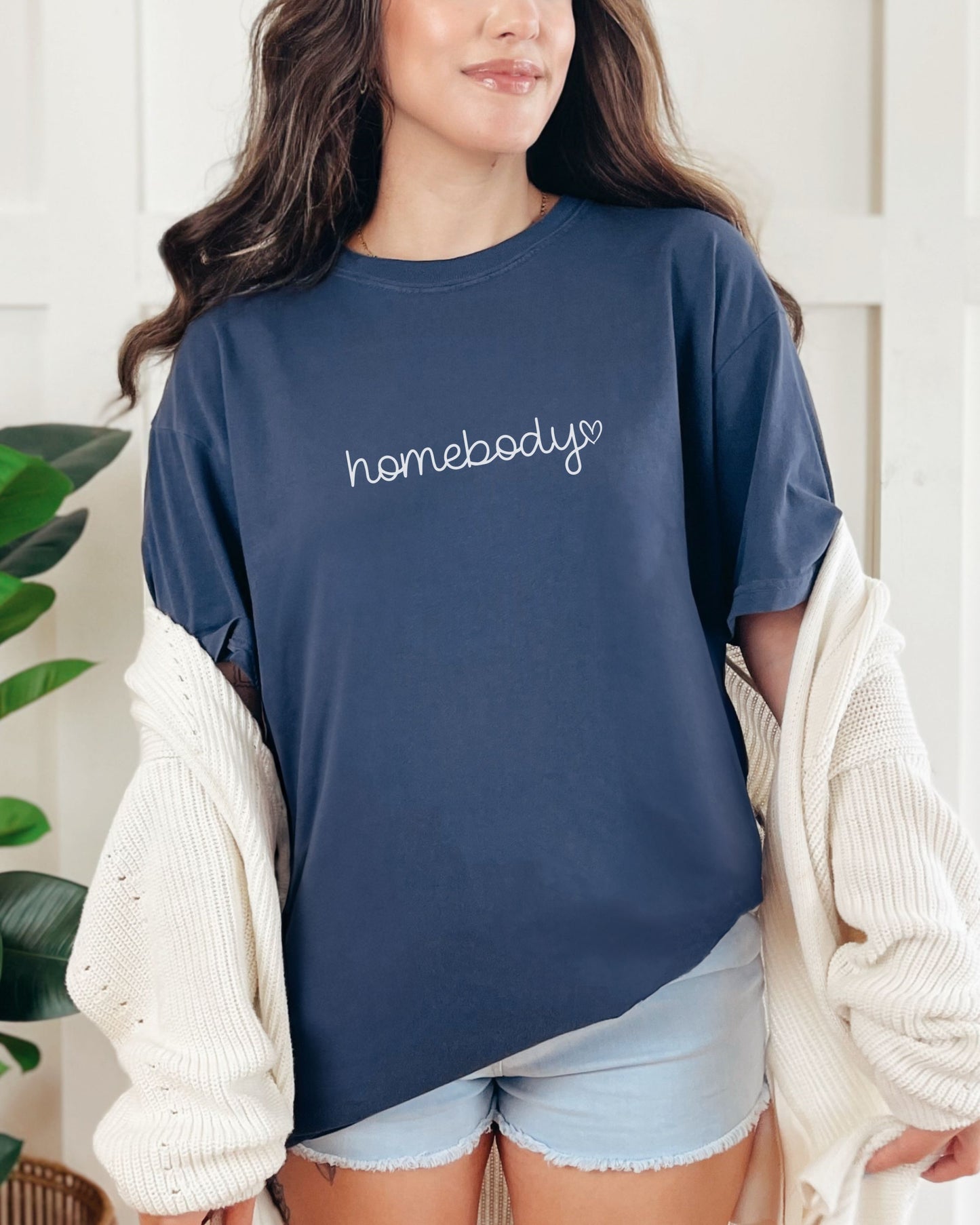 Homebody T-Shirt – Comfort Colors Cozy Minimalist Graphic Tee