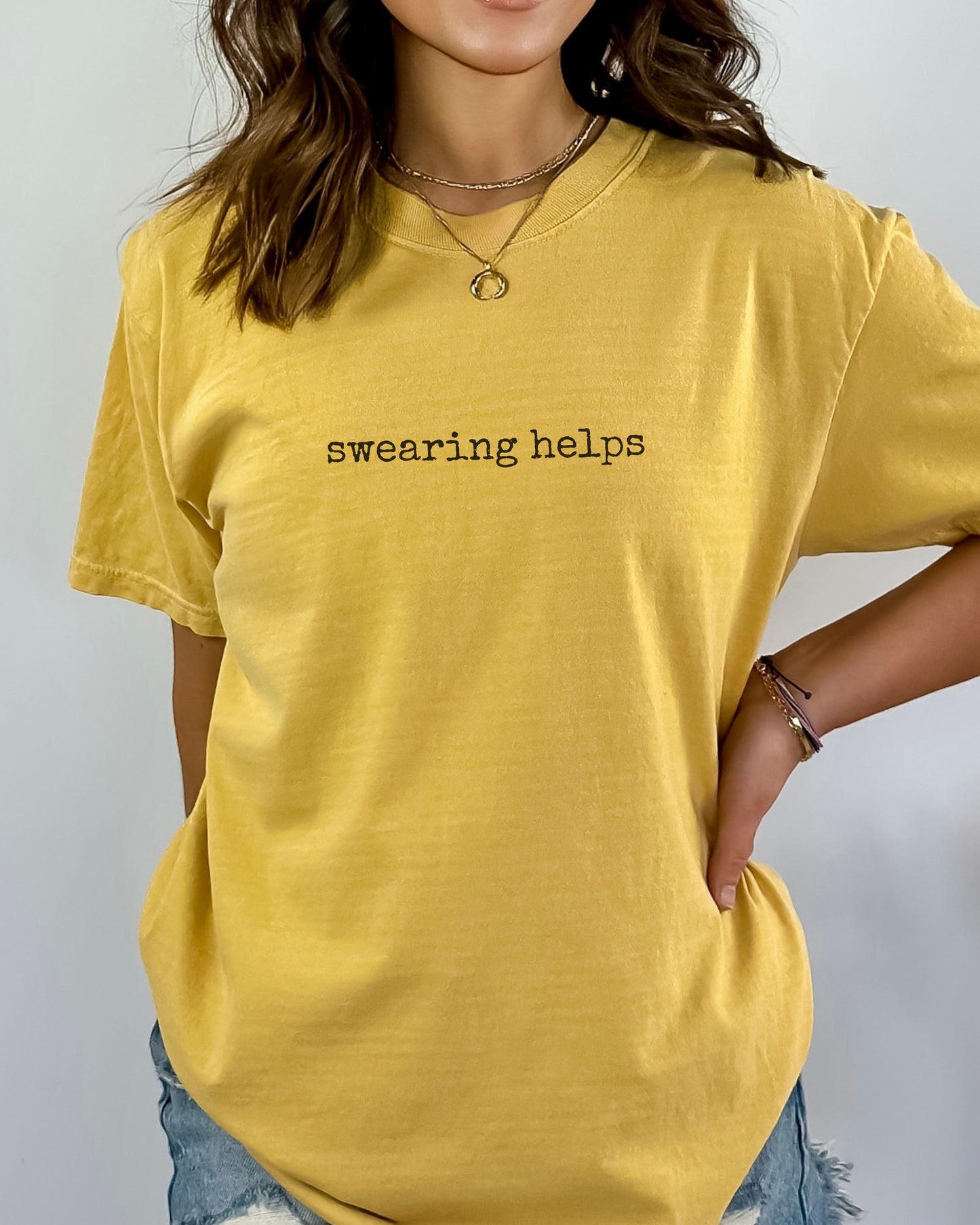 Swearing Helps T-Shirt – Comfort Colors Sarcastic Minimalist Graphic Tee