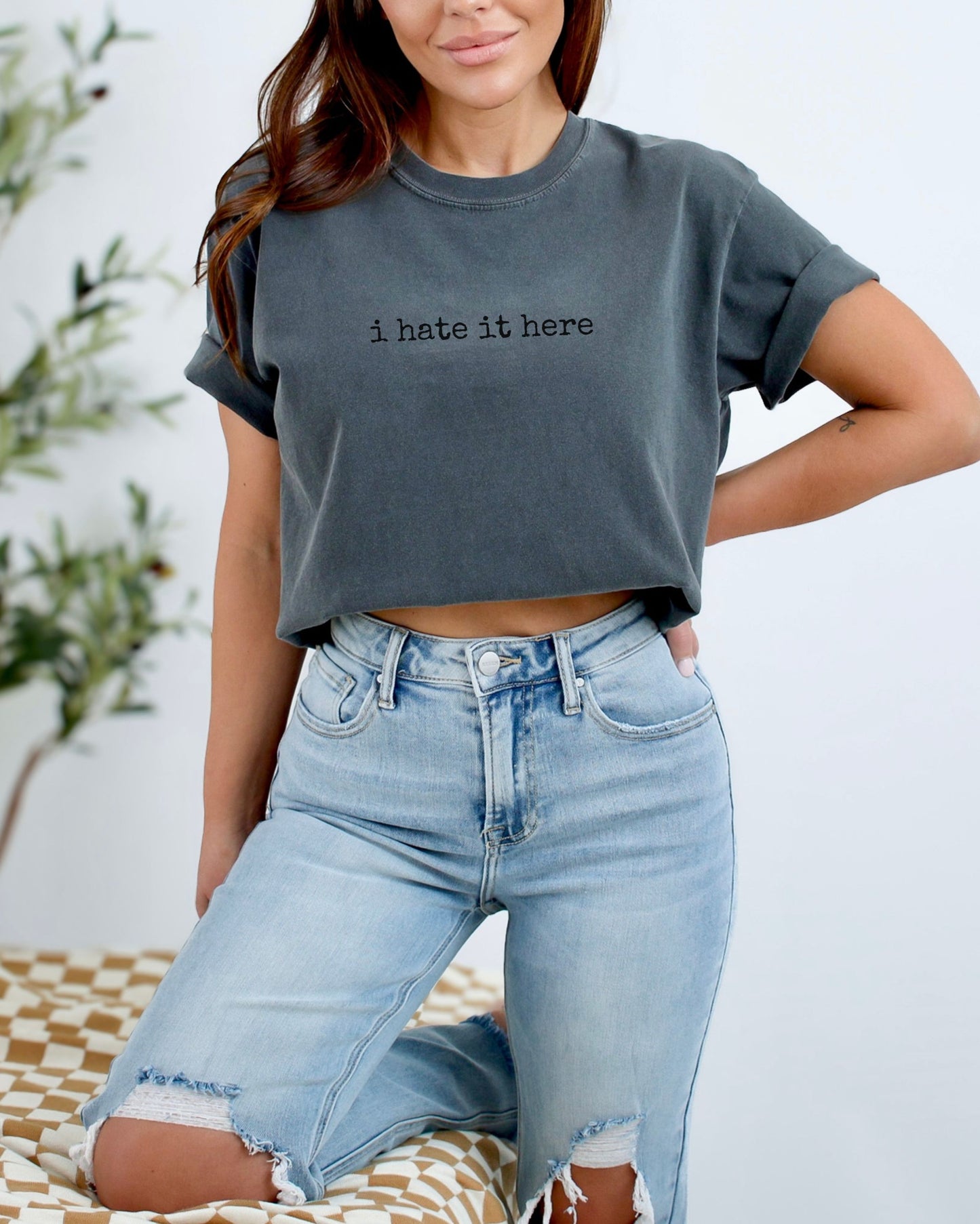 i hate it here t-shirt – Comfort Colors Sarcastic Minimalist Tee