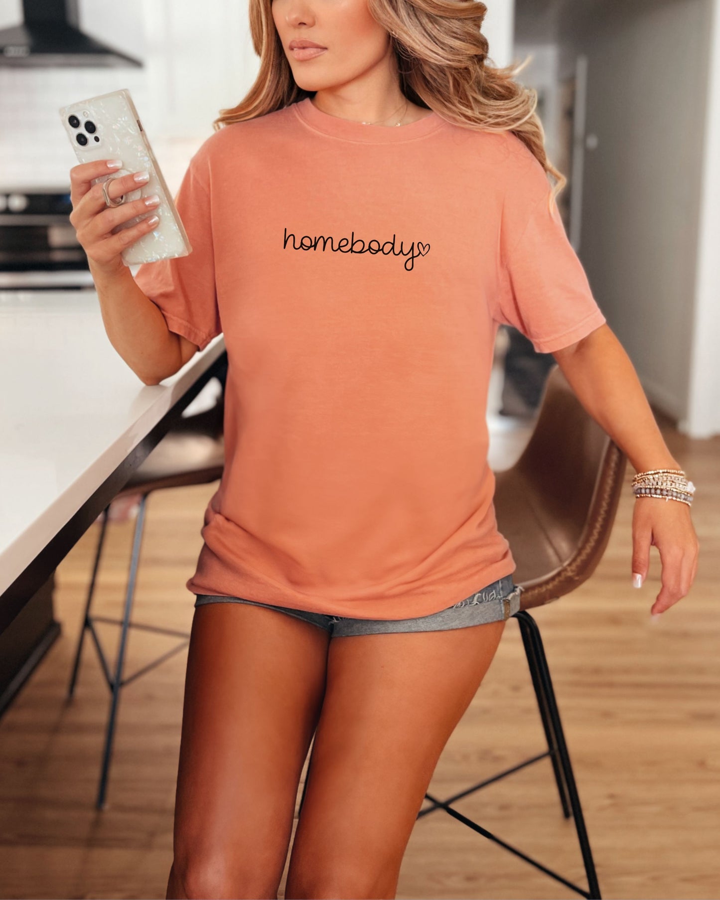 Homebody T-Shirt – Comfort Colors Cozy Minimalist Graphic Tee