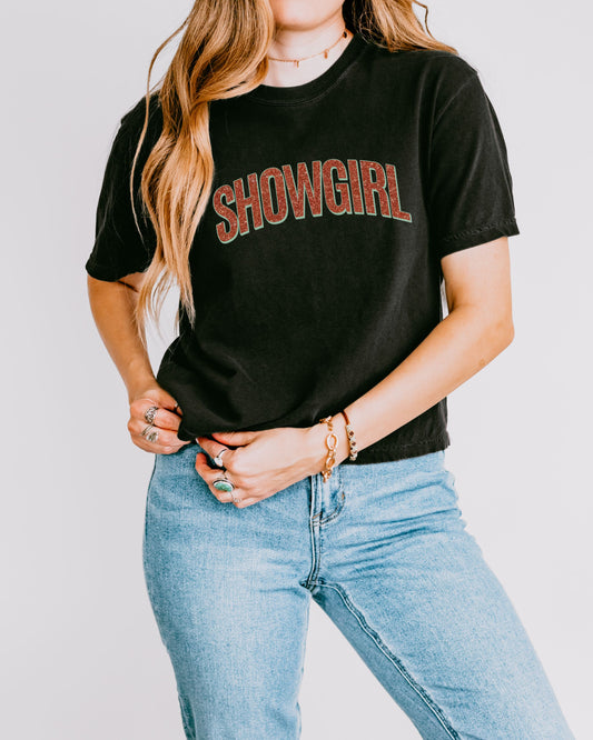 Showgirl Crop Top – Comfort Colors Glitter-Effect Printed Vintage Graphic Tee