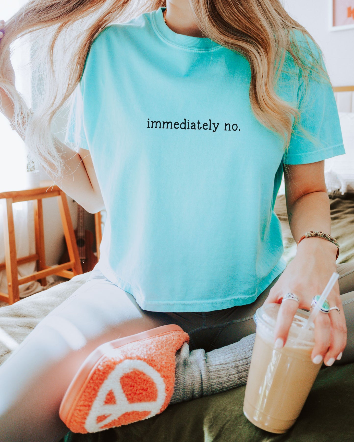 immediately no. Comfort Colors cropped boxy t-shirt - minimalist graphic tee