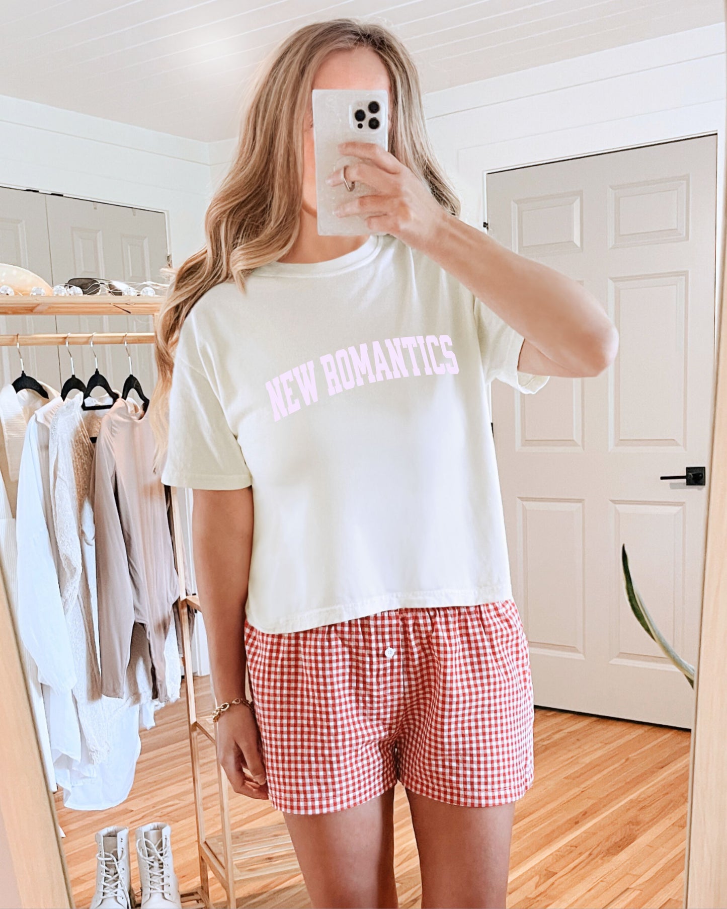 New Romantics Crop Top – Comfort Colors Collegiate Font Graphic Tee