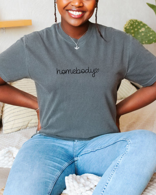 Homebody T-Shirt – Comfort Colors Cozy Minimalist Graphic Tee